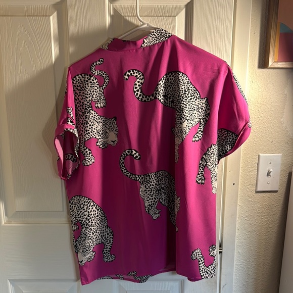 Pink Leopard Print Blouse - Picture 4 of 4
